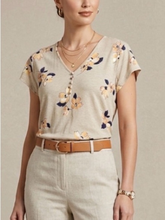 Liz Claiborne Tops - Liz Claiborne Beige Floral Blouse